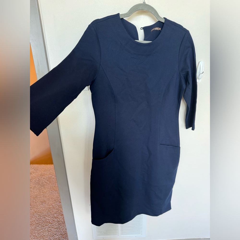 J. McLaughlin Navy Sheet Dress. Size Medium.